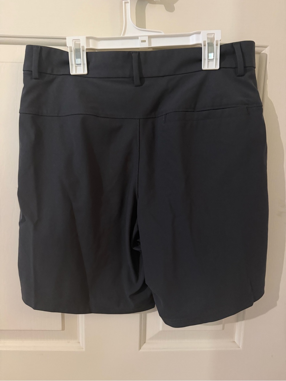 Old Navy Men's Black Athletic Shorts - Picture 2 of 3